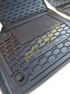 Tappetini di gomma per l'abitacolo