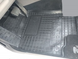 Set tappetini di gomma su misura per Volkswagen Golf VI (2009-2012)