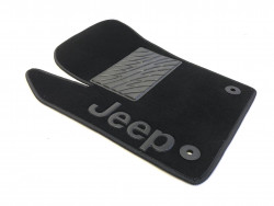 Set tappetini in moquette su misur per Jeep Compass (2017+)