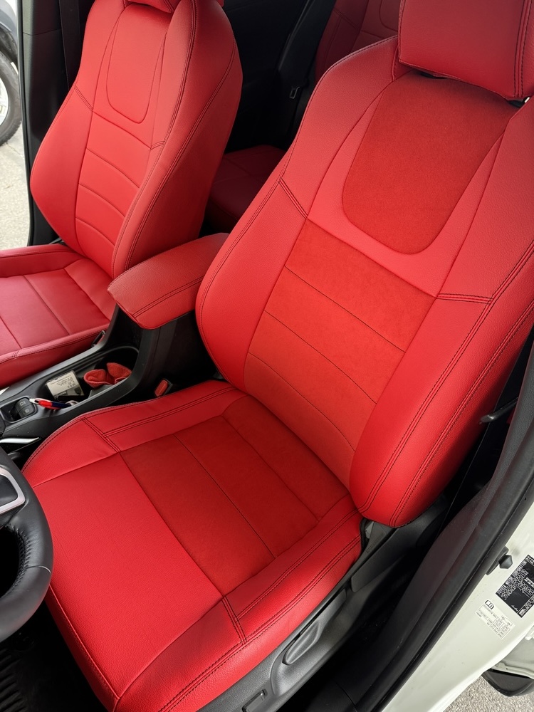 Set Coprisedili su misura per Toyota Corolla Cross Hybrid (2021), Leather style